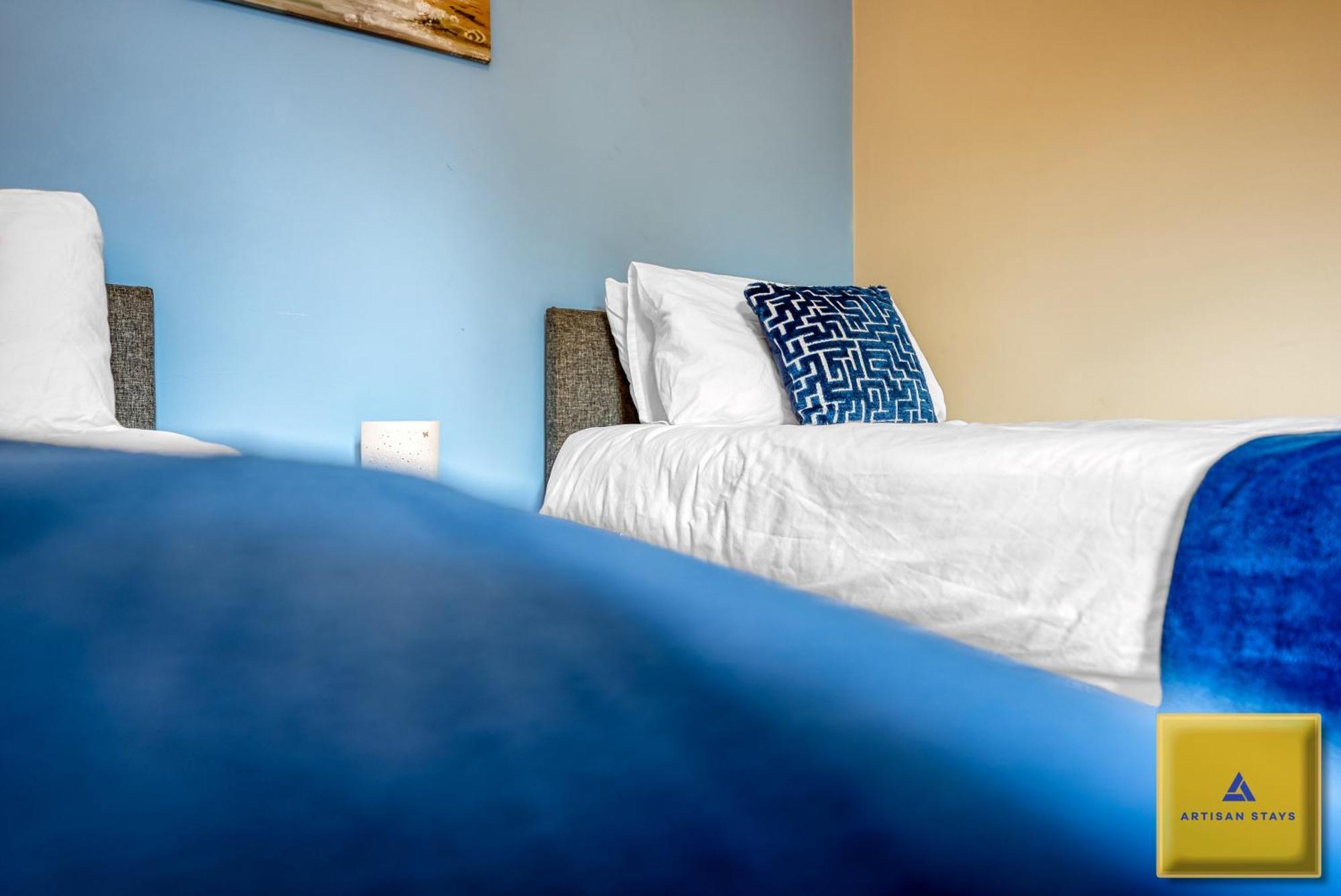 4 Bedroom, 6 Beds, 3 Bathrooms, Near Nec & Birmingham Airport, Business, Contractor And Family Friendly, Free Wi-Fi, Free Parking 考文垂 外观 照片