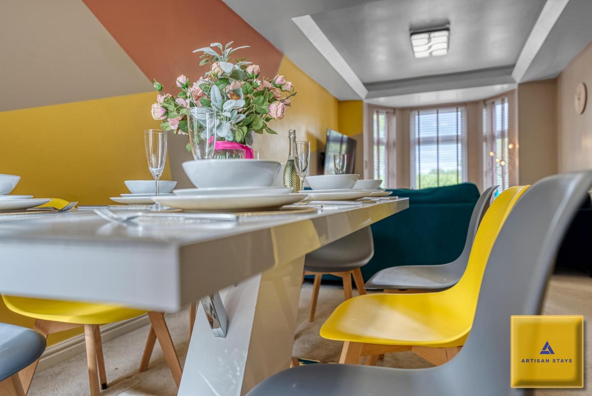 4 Bedroom, 6 Beds, 3 Bathrooms, Near Nec & Birmingham Airport, Business, Contractor And Family Friendly, Free Wi-Fi, Free Parking 考文垂 外观 照片