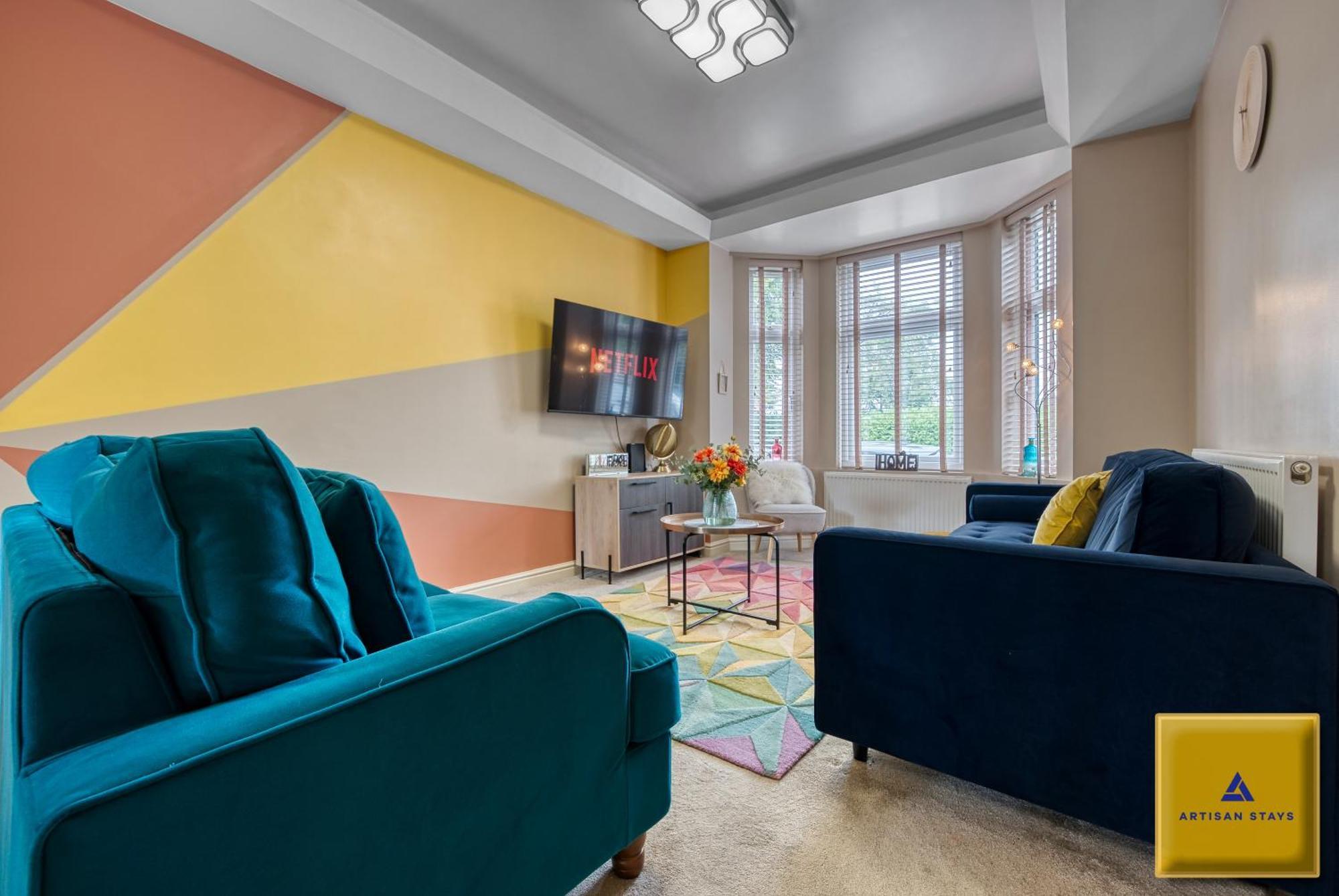 4 Bedroom, 6 Beds, 3 Bathrooms, Near Nec & Birmingham Airport, Business, Contractor And Family Friendly, Free Wi-Fi, Free Parking 考文垂 外观 照片